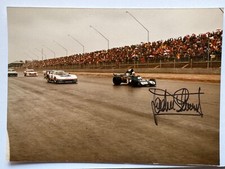 Jackie Stewart     - Formel 1 -  original Autogramm  - Größe  17 x 12 cm