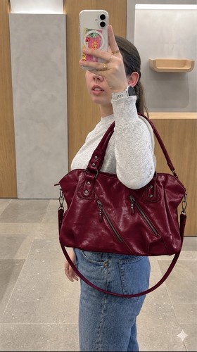 Burgundy chic handbag - chic,