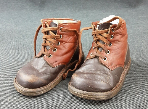 Alt kinder schuhe - alt,