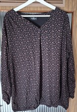 Damen-T-Shirt schwarz gemustert Gr. 52/54(XXL)