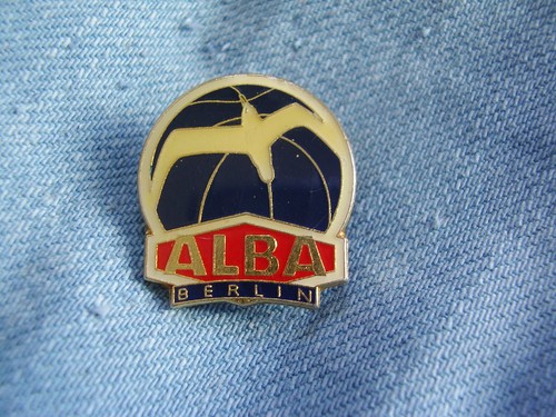 Anstecknadel alba berlin - anstecknadel,