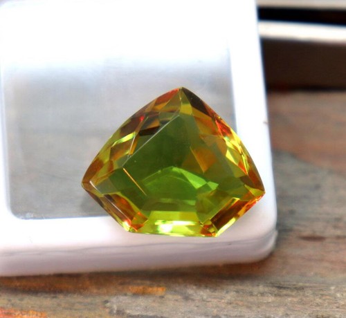 Diaspore rare color - 10+, ct