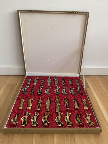 Altes schachspiel komplett mit - altes,