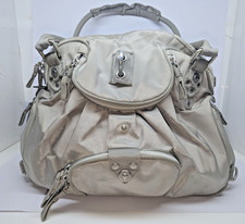 George Gina & Lucy DAIZYLAZY |