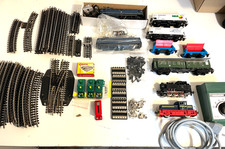 Bastler-Konvolut Trix Express HO/Loks/Waggons/Gleise/Schalter/Trafo/Motor/usw.