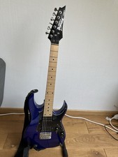Ibanez Gio Mikro E Gitarre Dunkel Blau mit Tasche, Capo und Gitarrenhalter