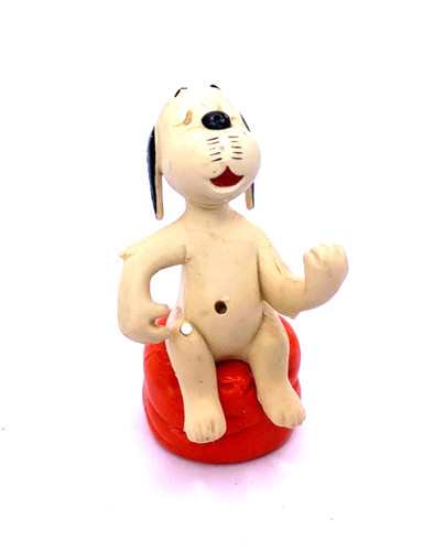 Hund wum auf hocker - auf,