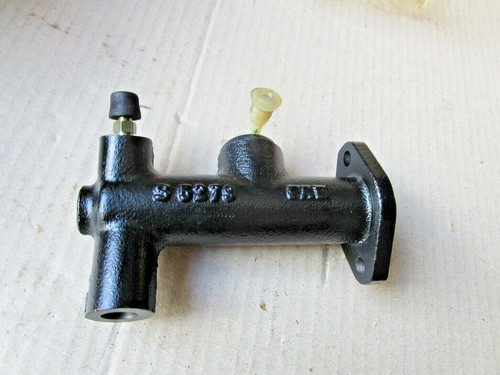 Peugeot oldtimer 204 - peugeot,