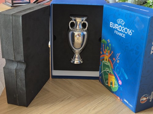 Uefa euro 2016 mini - uefa, trophy