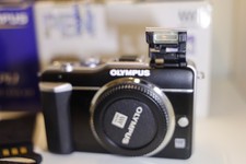 Olympus PEN E-PL1 12.3MP