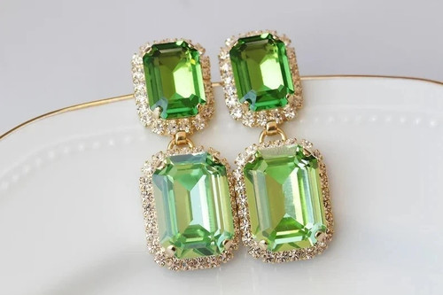 Grüne peridot tropfen - peridot,