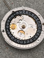 #1423 OMEGA 1152  UHRWERK MOVEMENT CHRONOGRAPH AUTOMATIK MECHANISM MIT DATUM