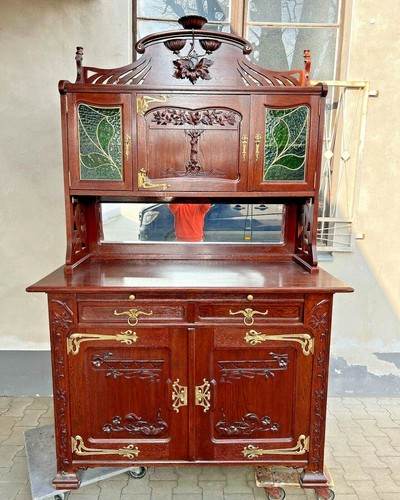 Traumhaftes jugendstil buffet - jugendstil,