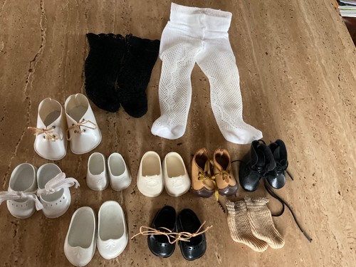 Konvolut alte puppenschuhe - konvolut,