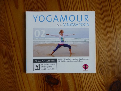 Yogamour dvd vinyasa - yogamour,