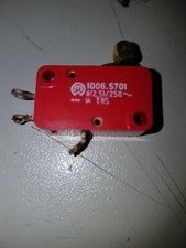 Micro-Druck-Taster 1006.5701  6/2,51/250 µ  t85 s.Fotos!