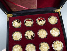 12x China Tierkreiszeichen Lunar Kalendar | 24K vergoldet PP | Ø 33 mm