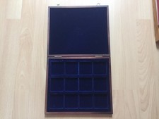 Münzkassette aus Holz