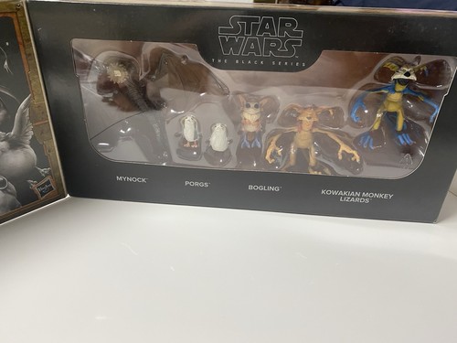 Star wars black series - star,