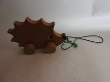 Nachziehigel, Holzspielzeug