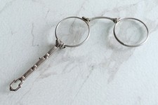 Antike Klappbrille, Lorgnette