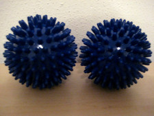 2-er Set Massagebälle - 8 cm Durchmesser - blau - Noppen - neu