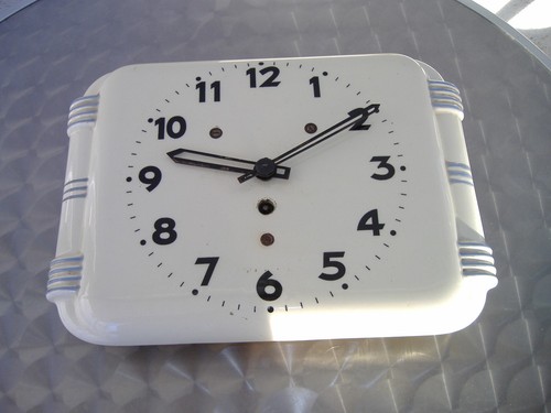 Wanduhr alt