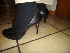 schwarze Buffalo High Heels