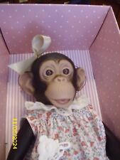 ausdrucksstarkes Affenbaby-32 cm-Asivil-Vinyl-neu im Karton (2)