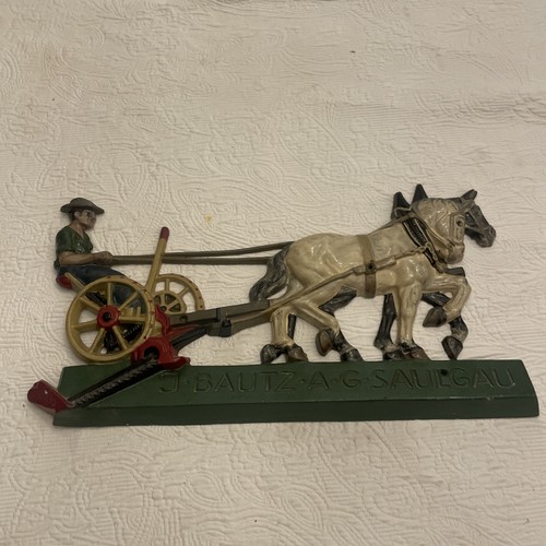 Altes relief wandrelief - relief, pflug