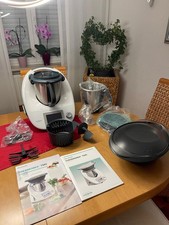 Thermomix TM5 – top gepflegt + zusätzlicher neuer Mixtopf
