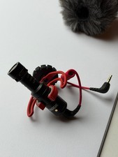 RØDE VideoMicro mit Windschutz Richtmikrofon zur Kameramontage
