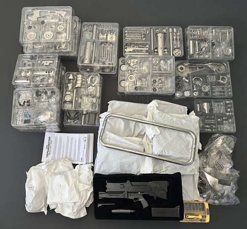 Hachette build the terminator - hachette,