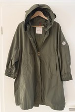 Moncler Damen Cape Mantel •