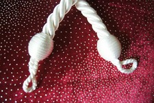 1x Raffhalter Posamenten Kordel Länge ca.77cm weiß wie neu da nie benutzt