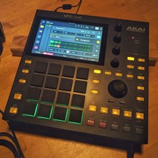 Akai MPC One + 256GB SD Karte + The mpc bible tutorial