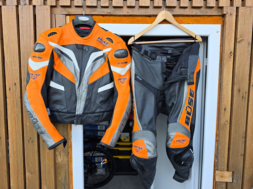 Motorrad kombi und handschuhe - und,