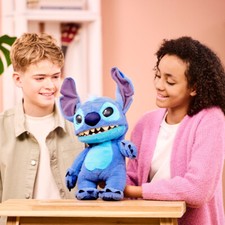 Real FX Disney Stitch Puppet Interaktives Spielzeug