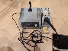 TOOLCRAFT ST-50 A 50 W analoge Lötstation mit Zubehör