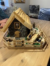 Handgefertigte Holzhütte /