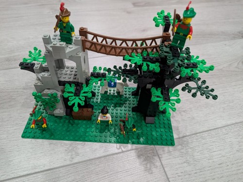 Lego castle 6071 forestmen - lego, forestmen's