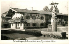 Ruhpolding Bauernhaus in den Bayerischen Alpen Brunnentrog