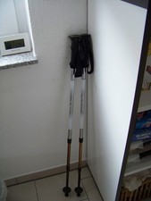 Walking-/Wanderstöcke / Trekkingstöcke etc., Adventure Touring Sports, beide 10€