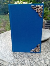 Buchattrappe Geschenkbox Buch Schatulle Safe Kiste    DER FLUCH DER HEBAMME