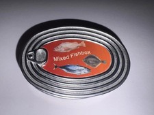 Feuerzeug als Fischdose