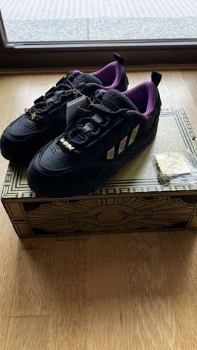 X adidas originals - yu-gi-oh!,