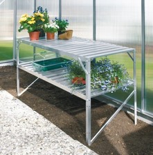 Vitavia Alutisch, Tisch für