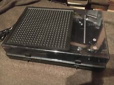 Tragbarer Plattenspieler hgs