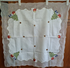 Weihnachts - Mitteldecke  / Christbaum - Design    85x85 cm