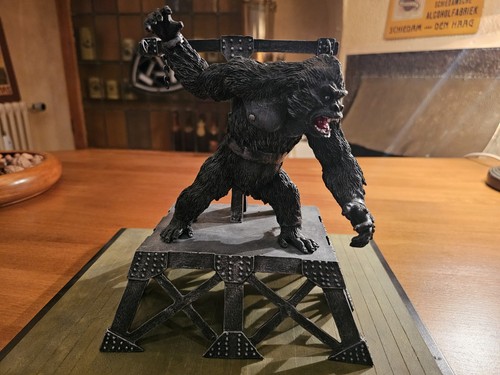 Dark horse king kong - dark,
